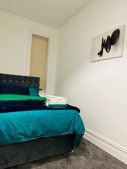 Bespoke 2 Bedroom Apt Derby City 外观 照片