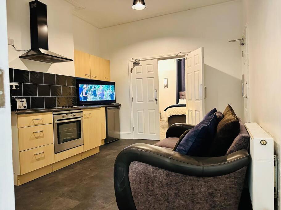 Bespoke 2 Bedroom Apt Derby City 外观 照片